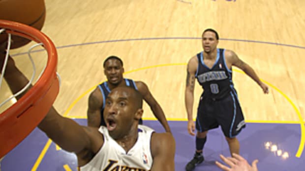 kobe.inside.jpg